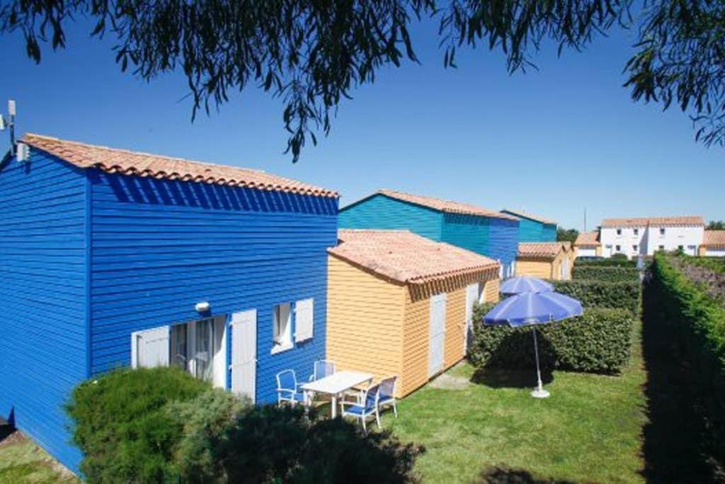 Les Amareyeurs - Ile D'Oleron - Maison Classee 3 Etoiles Avec Piscine - Clim - Velos Le Chateau-d'Oleron Exterior photo